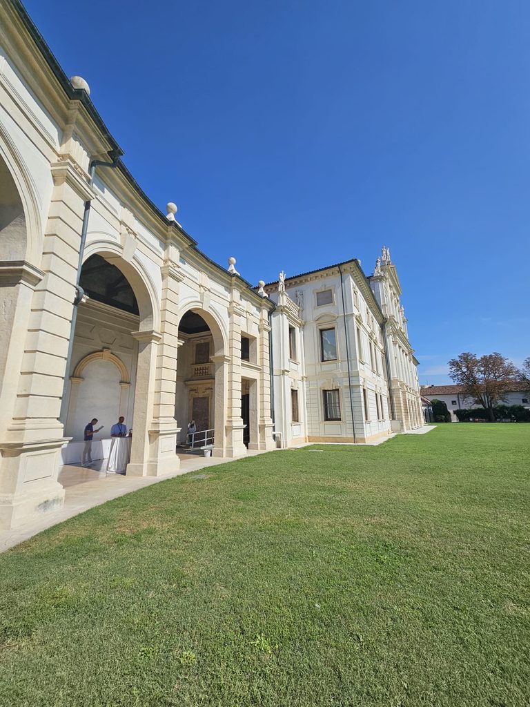 QUOA Business School - Altavilla Vicentina (VI)